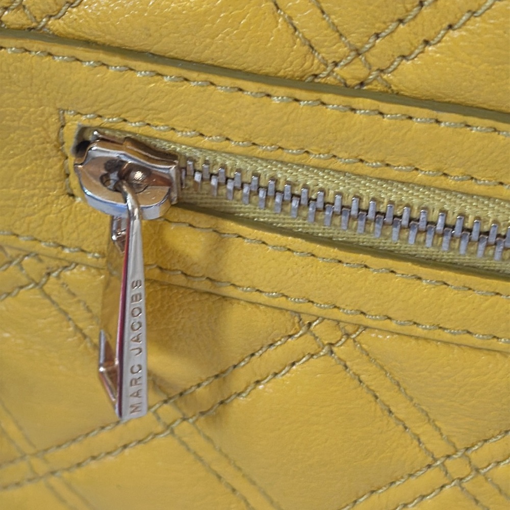 Marc Jacobs Quilted Crossbody - Picture 6 of 17